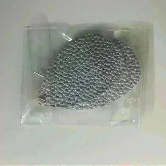 2 for $20 new silver faux leather drop earrings - Picture 4 of 4